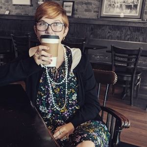 Meet your Posher, Cecily